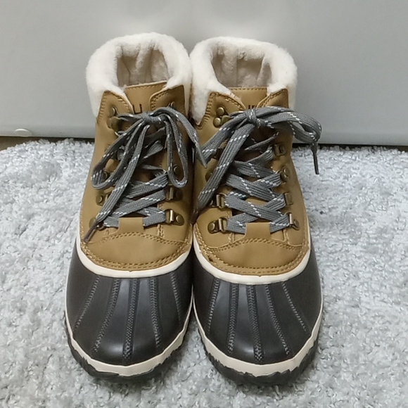 *Final Price* Like New JBU Alison Lace Up Winter Duck Ankle Boots - Picture 2 of 7